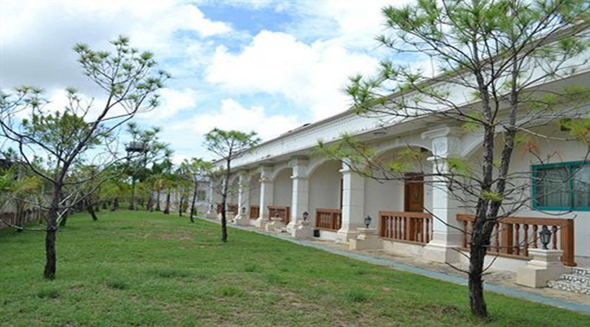 Excel River View Rangoon Buitenkant foto
